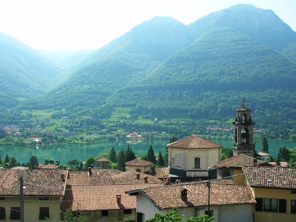 B&B Notte E Di Monasterolo del Castello Buitenkant foto